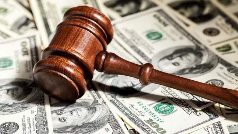 Проиграл 27 миллионов евро и скрывался в Украине: негативный пример игры в казино бизнесмена из Литвы