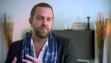 Програв кошти в казино: режисера «47 ронінів» визнали винним у шахрайстві